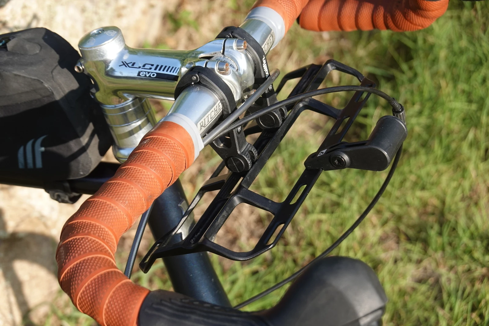 Tailfin Bar Cage à l’essai : le guidon multi-tâche