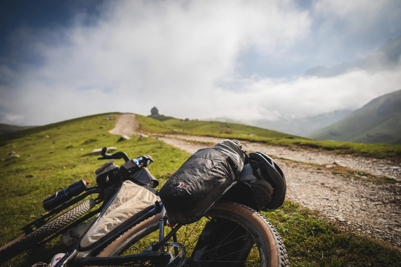 Revelate Designs Portage Panniers : des sacoches pour porte-bagages, façon bikepacking