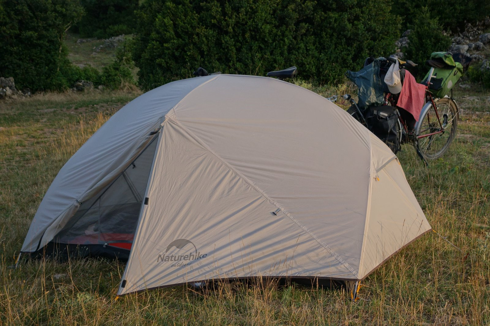 Test : La tente Naturehike Mongar 2 offre un bel équilibre de qualités